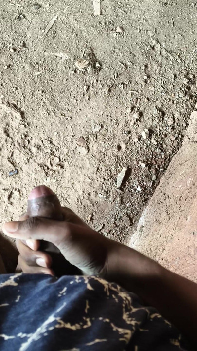 masterbution a solo boy in village house pending cum
