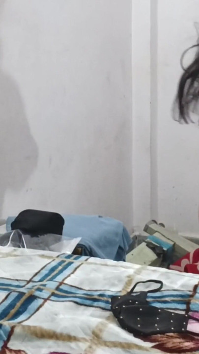 18 years old girl sucking stepfather hindi audio | Clip 3