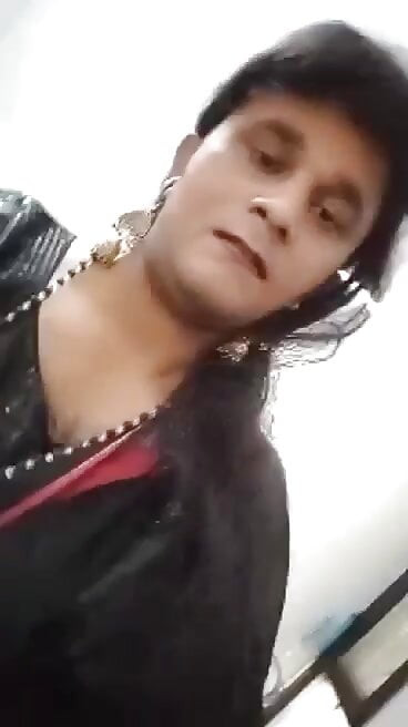 Indian Beautiful crossdresser Shreya
