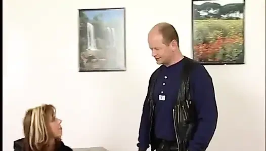 Blonde babe thrusts her pussy with a massive dildo