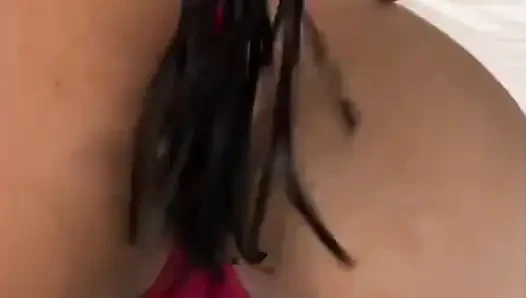 Büyük götlü kız