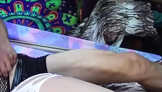 Kinga Kıçtan Dayak Aldı