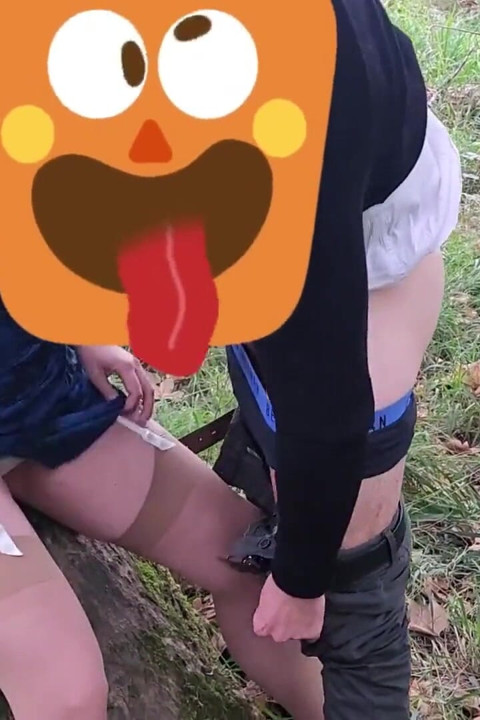 Exhib 자연에서 핫한 쓰리섬으로 변신