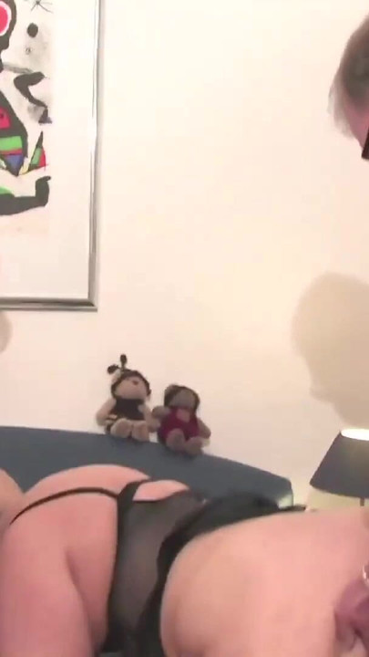 Memorable moment from "Gruppensex der reifen Paare"