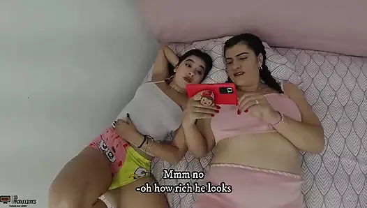 レズビアンの義理の姉妹はレズビアンビデオを見て角質を得る-スペイン語のポルノ
