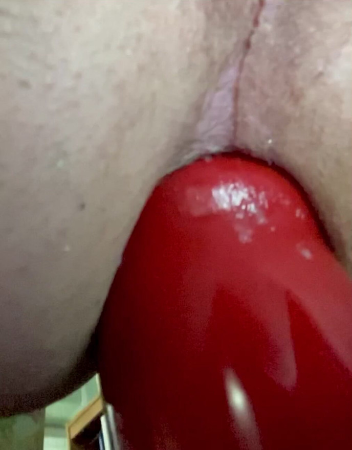 Close-up POV of GIGANTIC anal insertion into Iowa guy