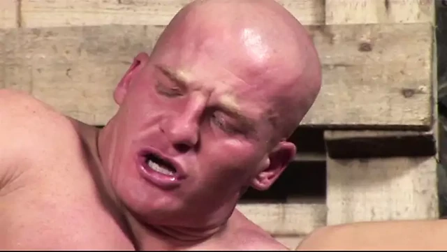 Bear Master Fuck His Muscle Bottom Deep