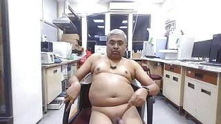 I am again back here with a new video for you friends. See and like this solo actions.