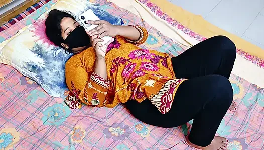 Indisches bangla-teen-mädchen fingert heißes masturbations-teen-video