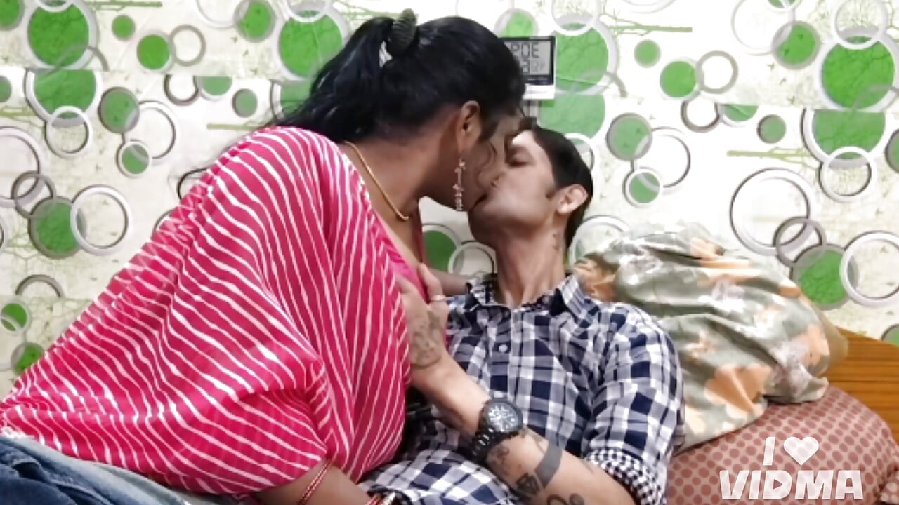 Meri sauteli Maa ne mujhe chodna sikhaya hindi aodio