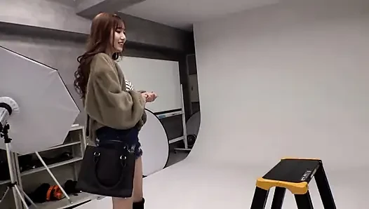 Bagian 1slutty gal masturbasi di luar ruangan dengan kostum cosplay sampai crot di dalam