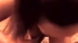 Сексуальную крошку трахнули в любительском видео