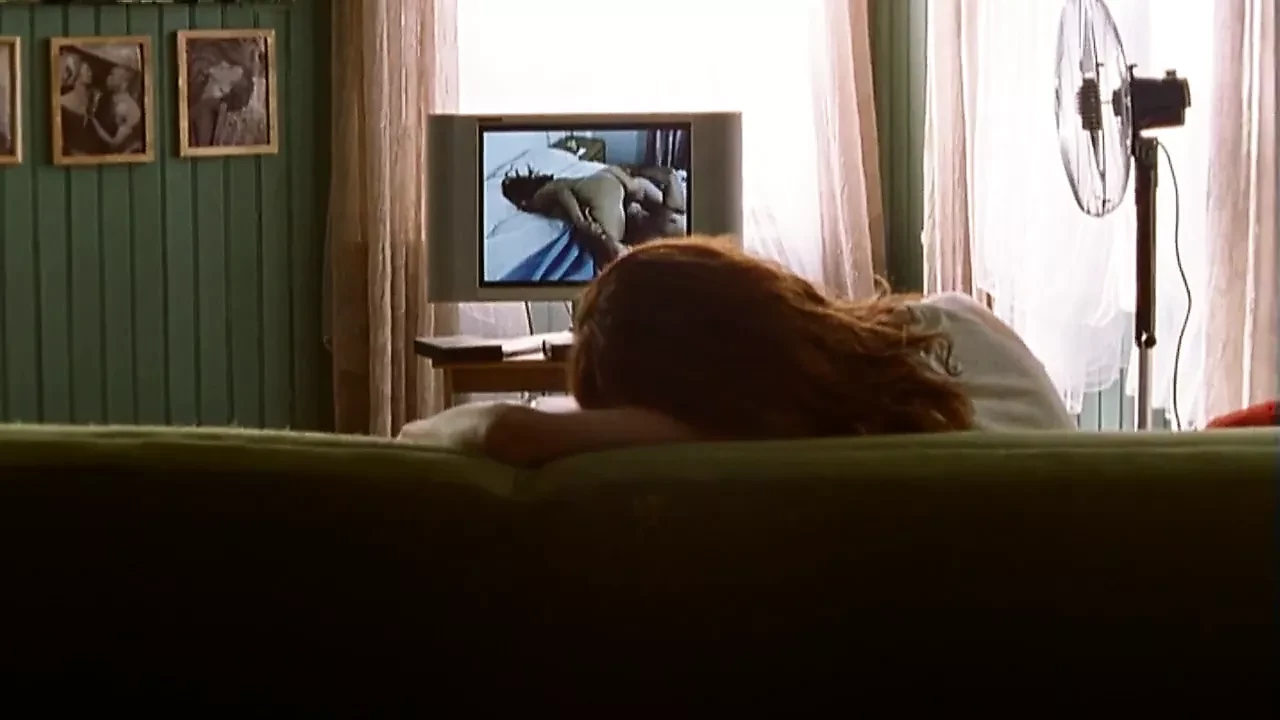 Lauren Lee Smith,  Polly Shannon - ''Lie With Me'' (long)