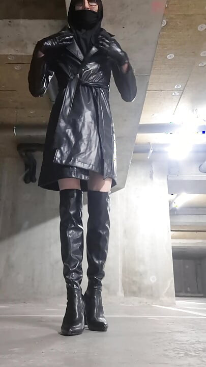 Parking & Leather 😈