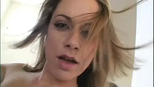 Kullanılmış delikten döl damlıyor