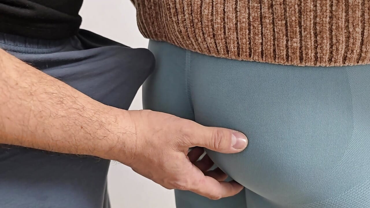 Soaked Pants on the Subway Train! Stranger Guy Rub His Dick and Ejaculate On Girl's Tights