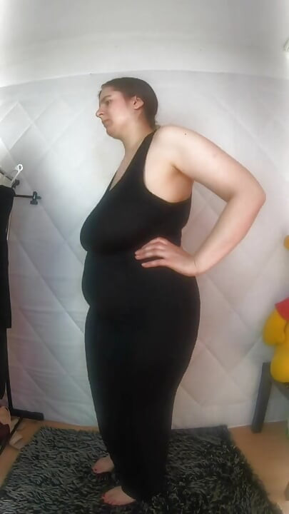 Δοκιμάζοντας φορέματα χωρίς λογοκρισία