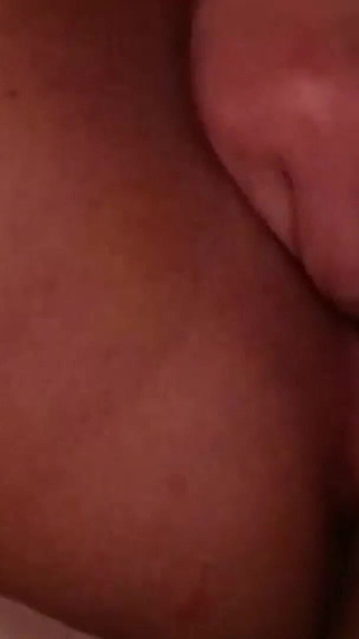 Momento icónico de "Yumi se masturba en cuarentena (Fuerte orgasmo)"
