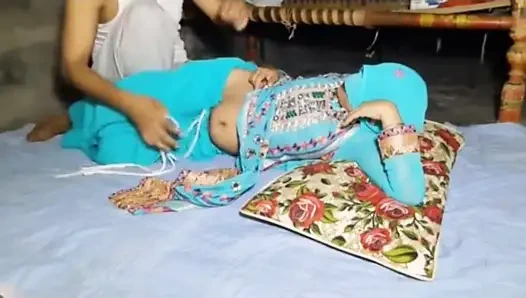 Aaj apni Ko daba kr choda