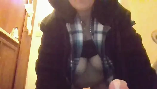 Suratında büyük doğal memelim ina ananlsexy götü