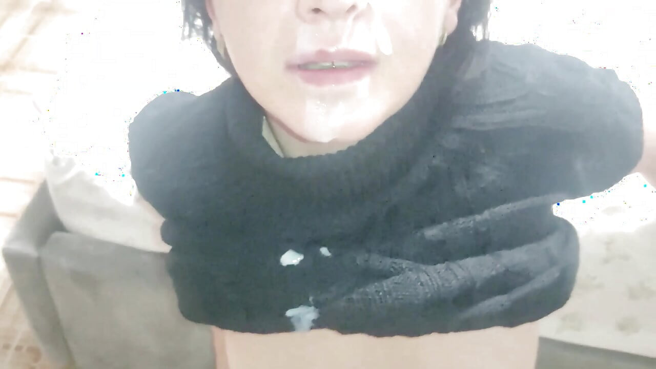 คลิปสั้นมือสมัครเล่นยิงน้ําเงี่ยนในปาก