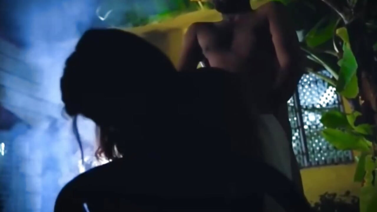 Malam romantik panas ..