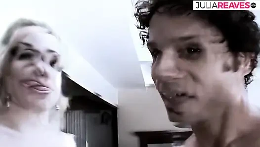 Hatun götten sikiliyor ve döl içiyor