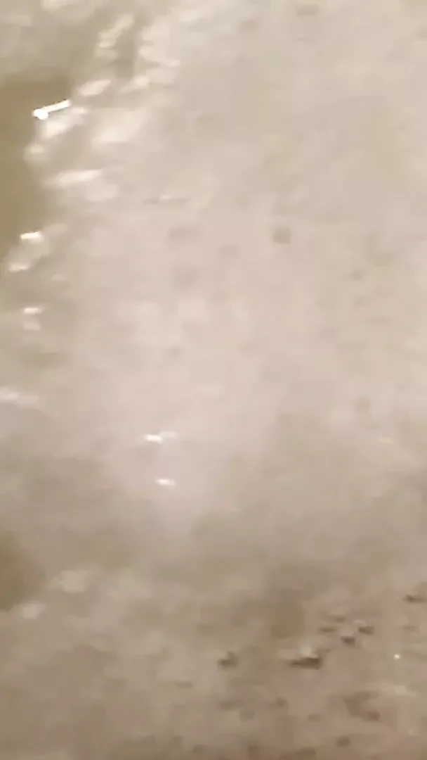 DenkffKinky - Water treatments for feet with golden rain -2