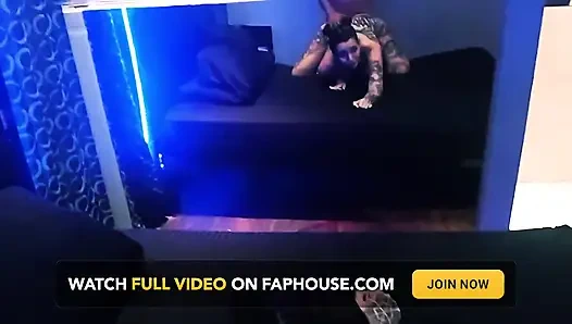 Debu Mendesak Di Hotel