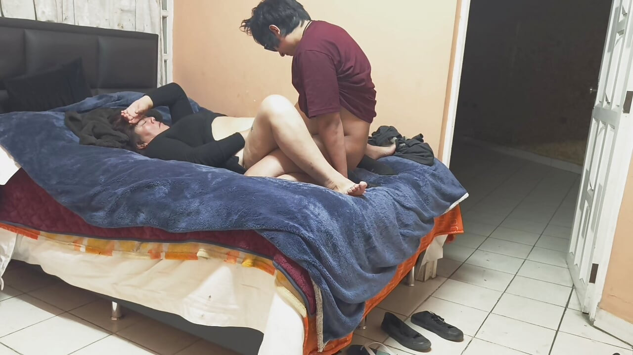 Fuck Me Hard, but Don't Tell Anyone! I Have Sex with My Friend's Mom