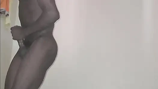 First time to masturbate when my parents have gone to work