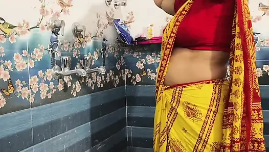 Desi tamil aunty hot romance sex and birthing inside the birth room