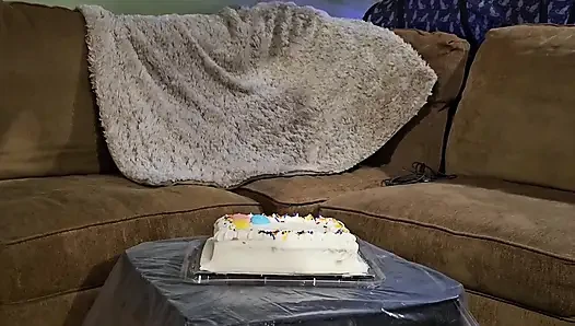Cake Sitting for Andi