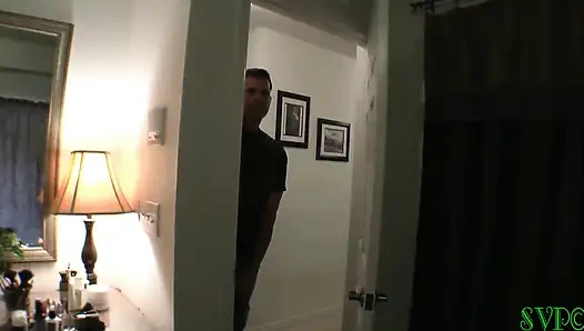 Steve застукал свою мачеху и тещу