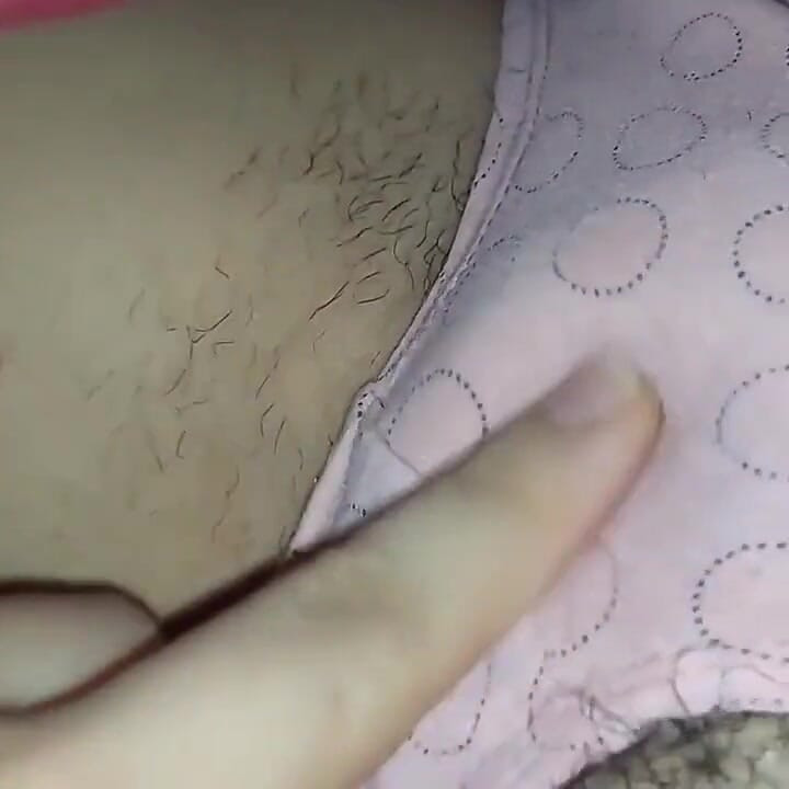 내 의붓오빠와 노는 XXX 인도녀