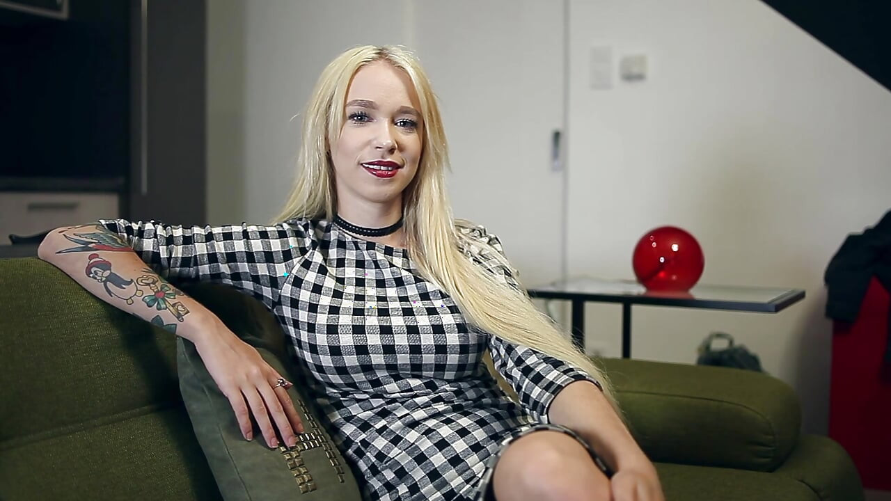 مقابلة العودة إلى عام 2016