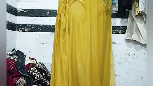 Priya si kakak ipar india lagi pamer tubuh aduhainya