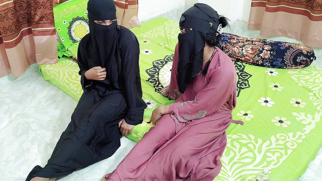 Desi muslim hijab lesbian girls maast sex with bangla hot talk part one