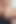 無垢なブルネットの女性が狂ったようにチンコをしゃぶり、それから乗る
