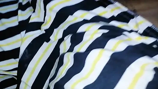 Memek dan toket penuh jembut tebal menggoda