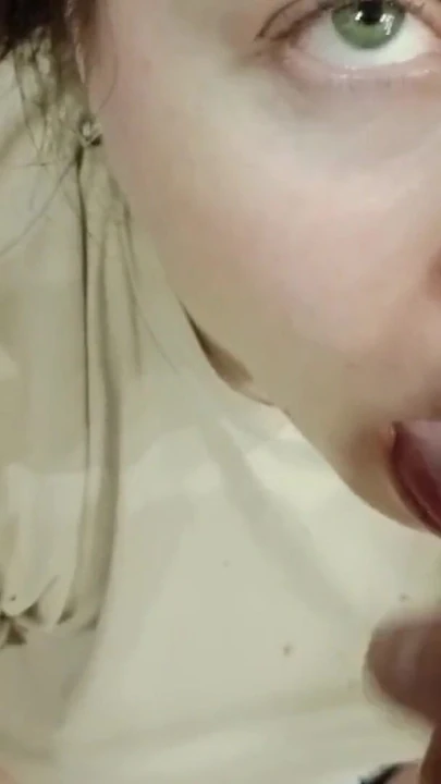 Εκπληκτική στιγμή από το "My swallow compilation #6"