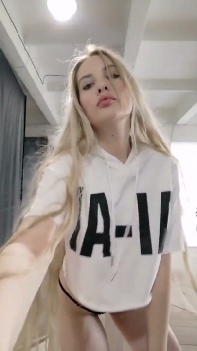 Sweet tirs Elza Kom  super hot super sweet | Clip 1