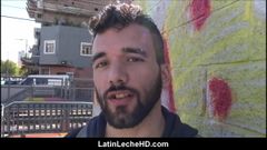 Latino twink špatný chlapec a latino hřebec šukají za peníze