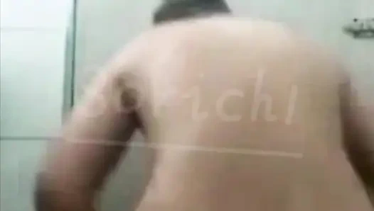 Takeapeekatmycurvywife