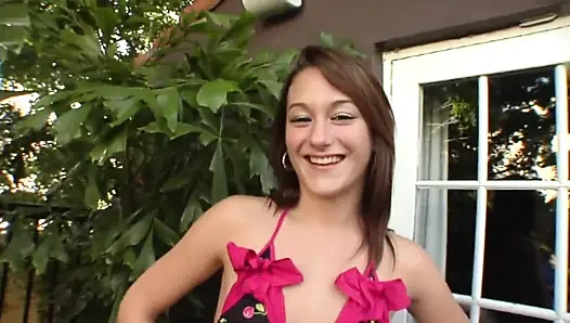 Brunette Babe Deepthroats Huge Cock and Swallows Cum Outdoors