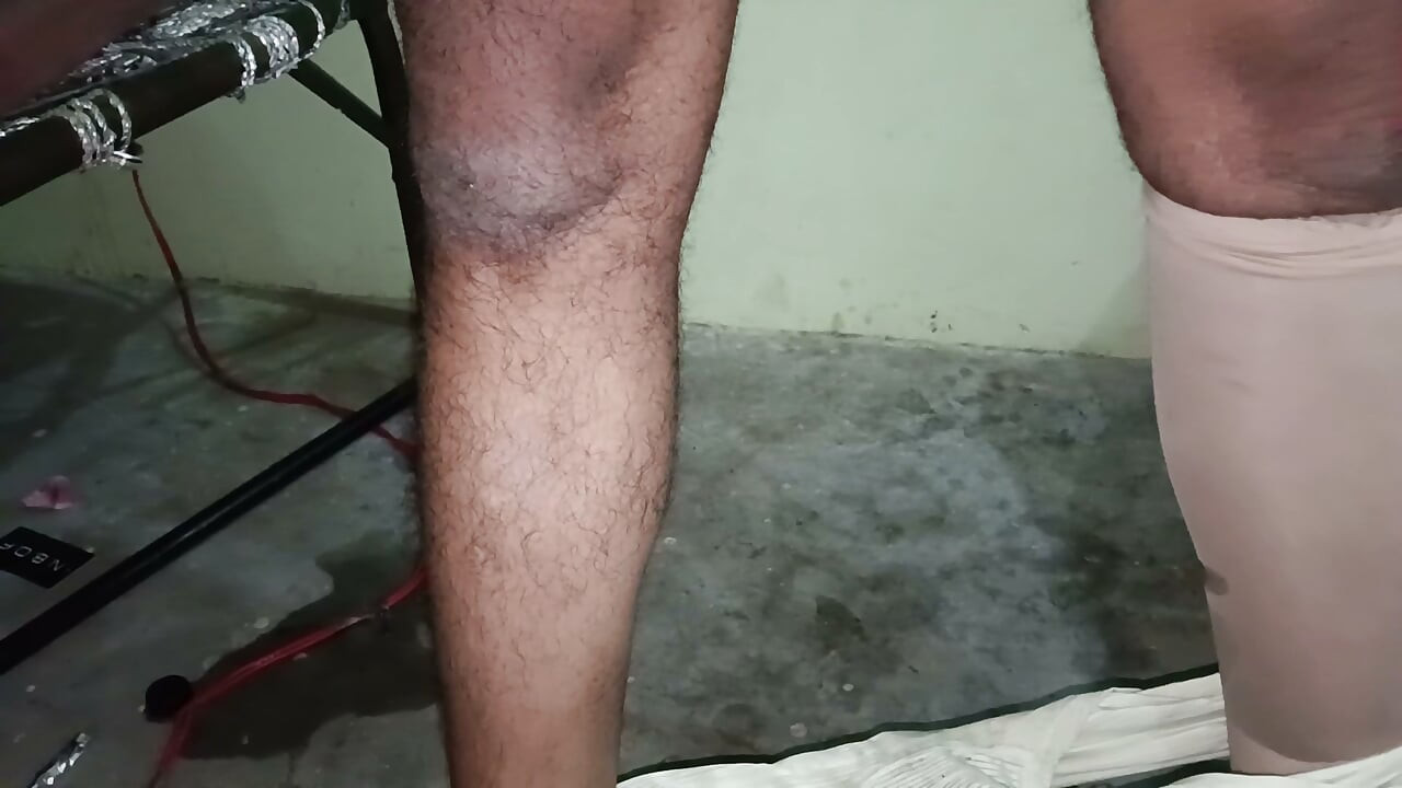 Gand mein chudai bhi ho rahi hai aur land ka Mal bhi nikala ja raha hun