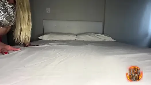 Poking in All 3 Holes of a Brazilian Cougar Stripper