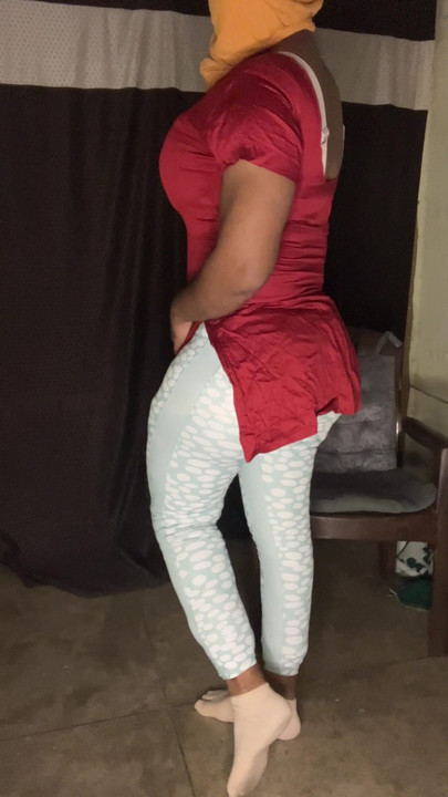 ชุดเดรสผ้าซาติน salwar แต่งตัวข้ามเพศสุดฮอตนมใหญ่และนม | คลิป 2