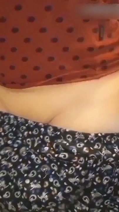 Peasant Hijab-Wearing Sun Cheats on Her Husband with Her Lover | Clip 1