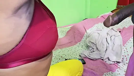 Kaget ngeliat mantan suami Laila, pengen main sama Laila juga